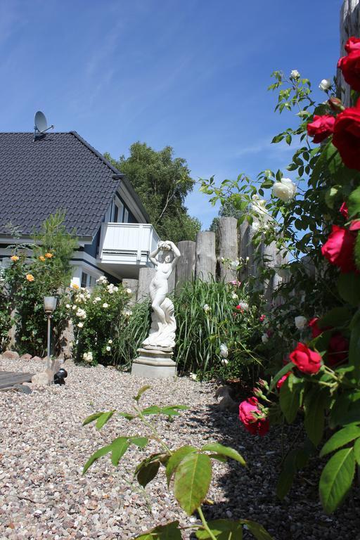 Haus Amo Solem Aparthotel Dierhagen Quarto foto