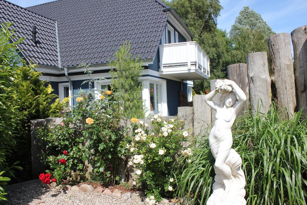 Haus Amo Solem Aparthotel Dierhagen Quarto foto