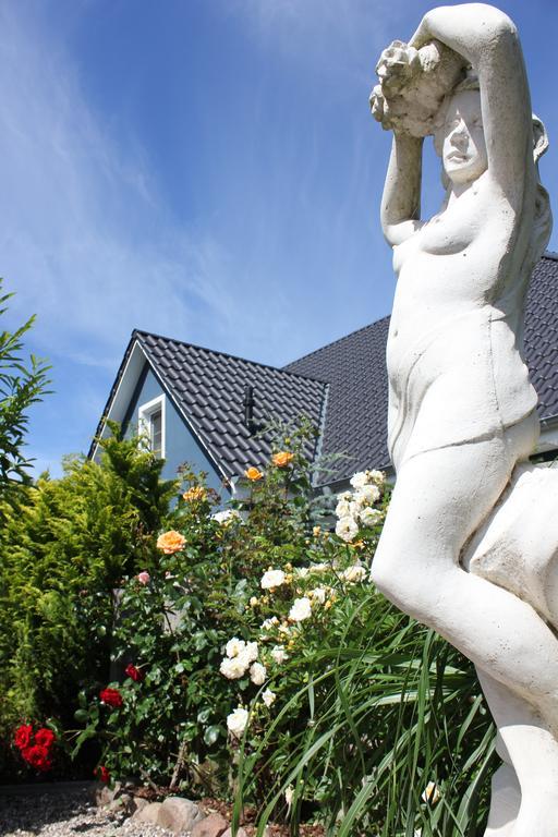 Haus Amo Solem Aparthotel Dierhagen Quarto foto